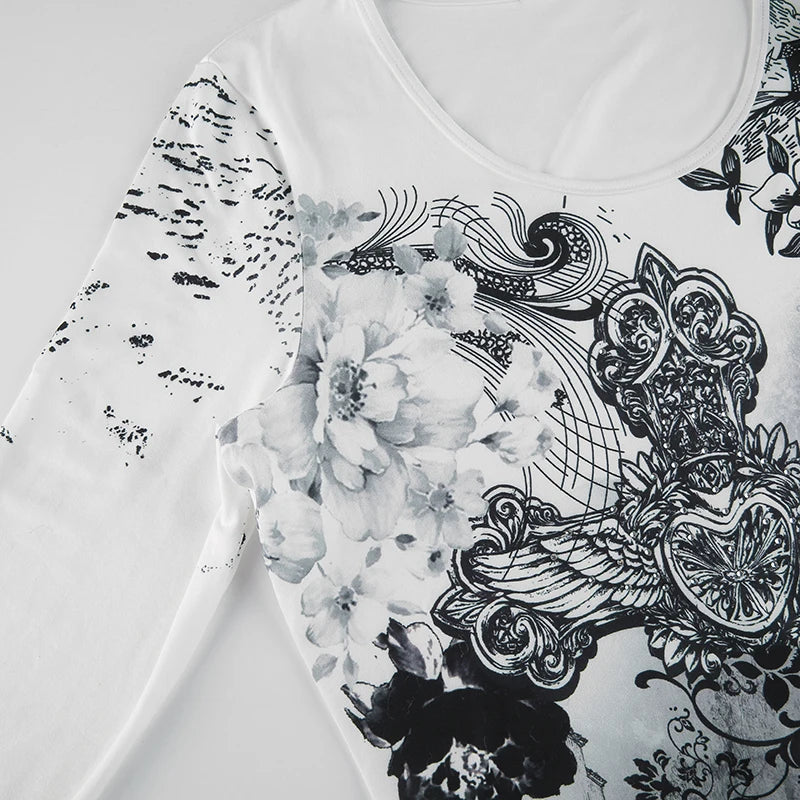 Graphic Print Gothic Slim T-shirt