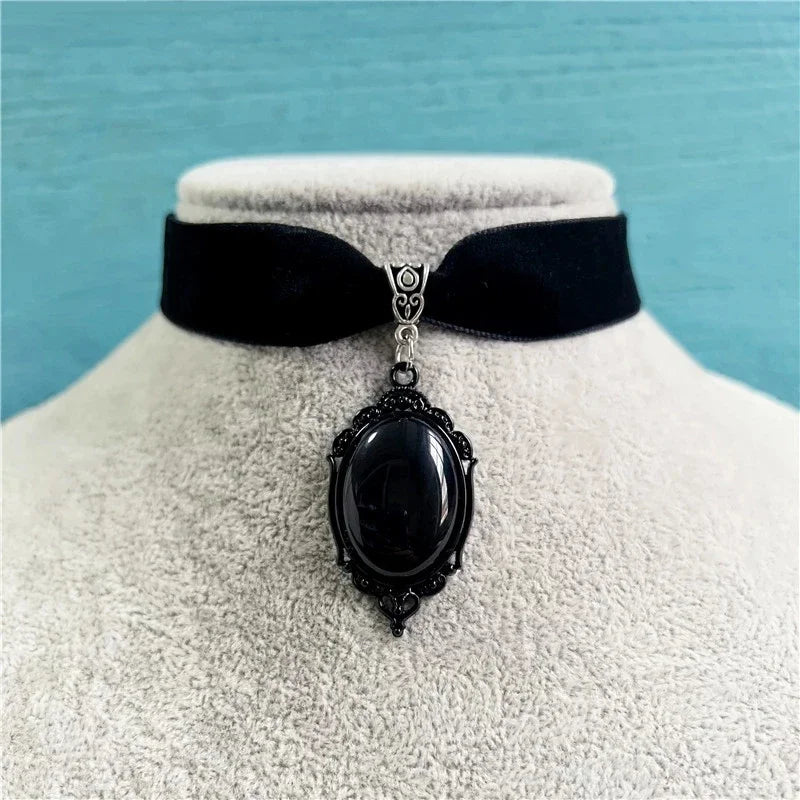 Gothic Vampire Cameo Pendant Choker