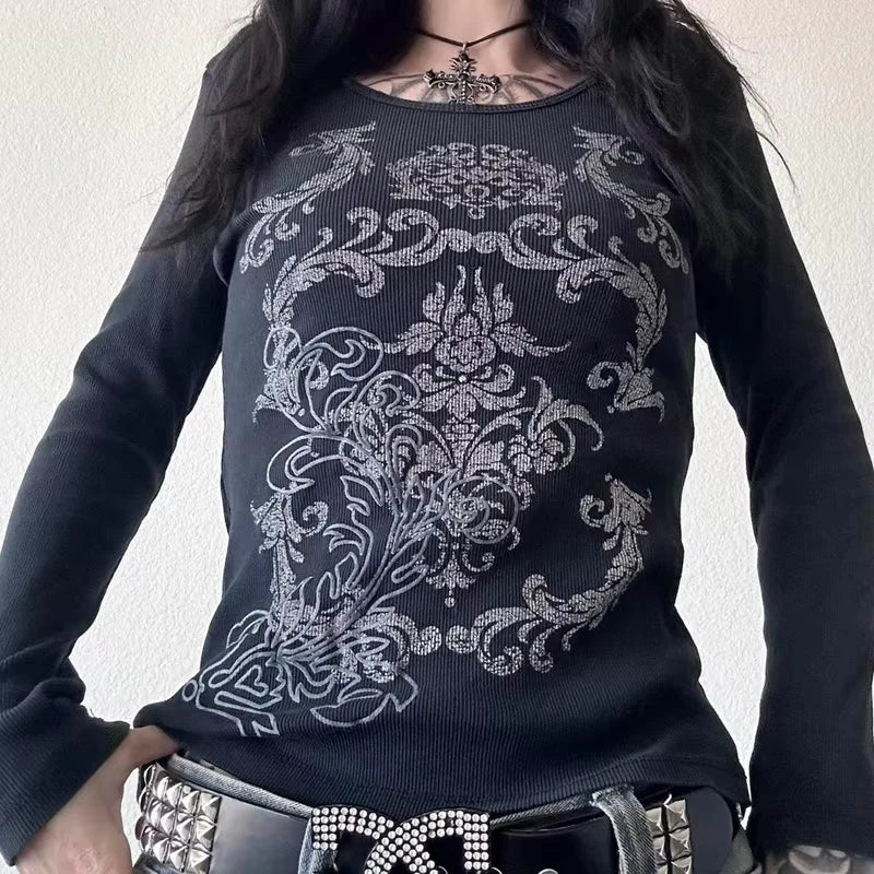 Graphic Print Gothic Slim T-shirt