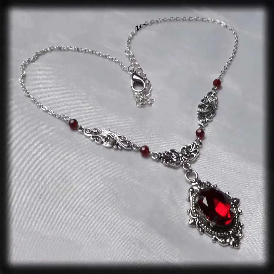 Vampire Cameo Choker